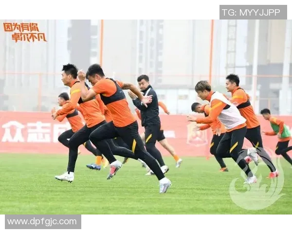 武汉足球队边路渗透战术解析与实战应用深度剖析